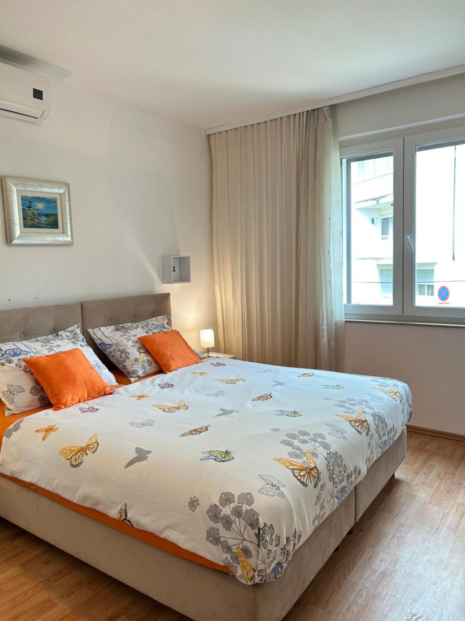 Garden Apartment Dina With Free Parking Сплит Екстериор снимка